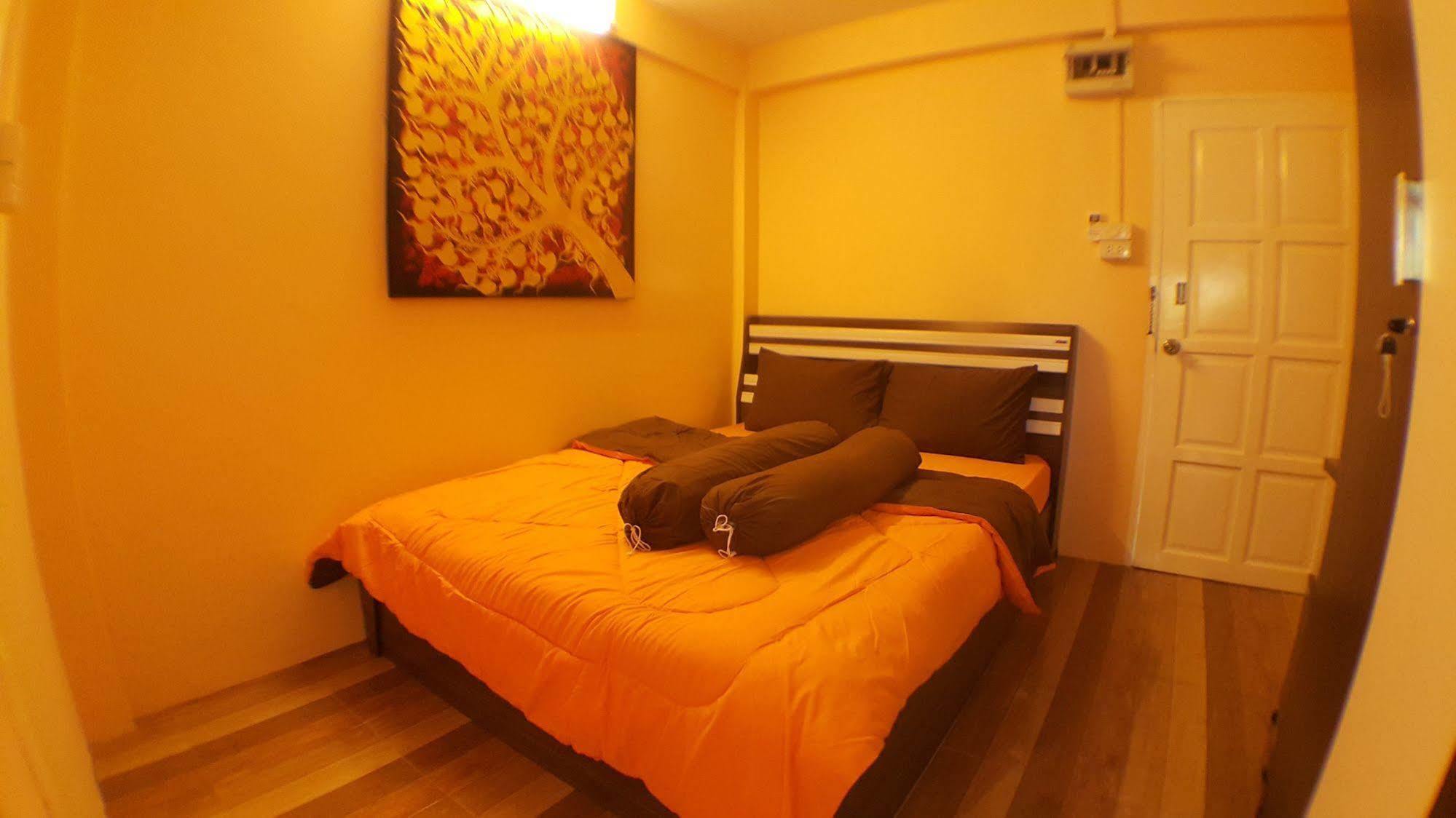 สวนศิลป์ อาร์ต การ์เด้น Aparthotel Ban Lat Krachaeng ภายนอก รูปภาพ
